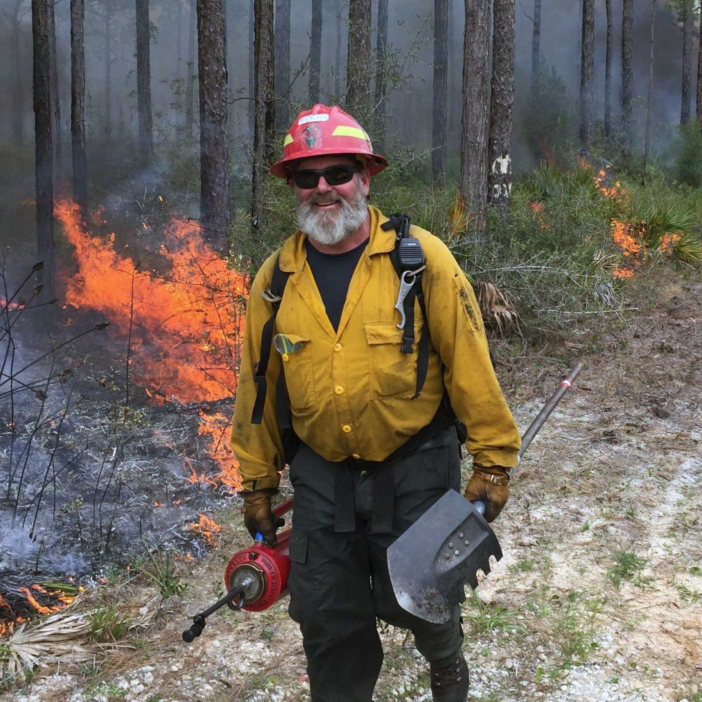 Bob Wilken fire line photo by TLA